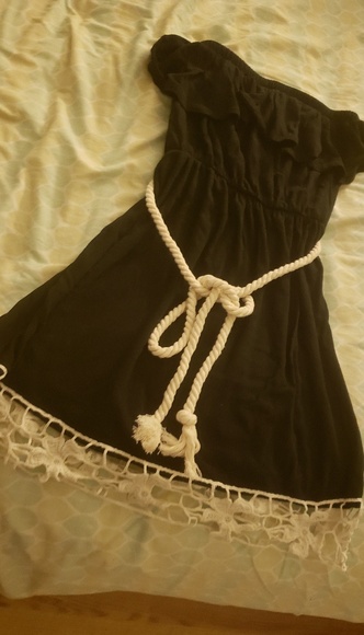 Dress - Picture 2 of 2